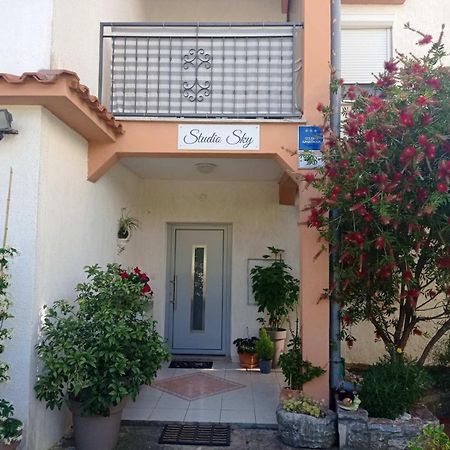 Studio Apartman Sky Rovinj Buitenkant foto