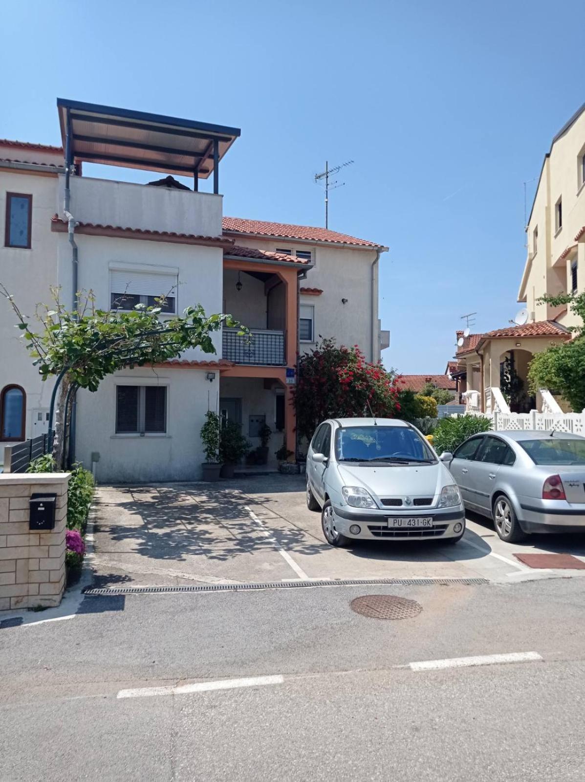 Studio Apartman Sky Rovinj Buitenkant foto