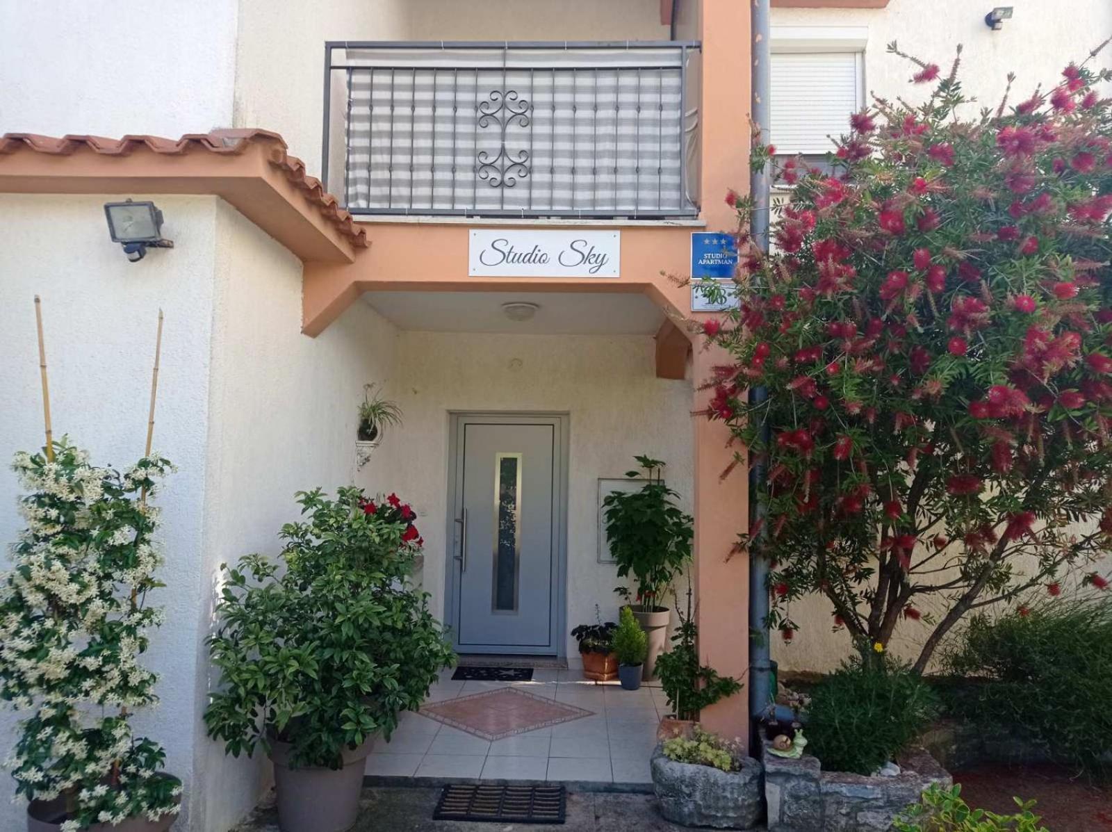 Studio Apartman Sky Rovinj Buitenkant foto