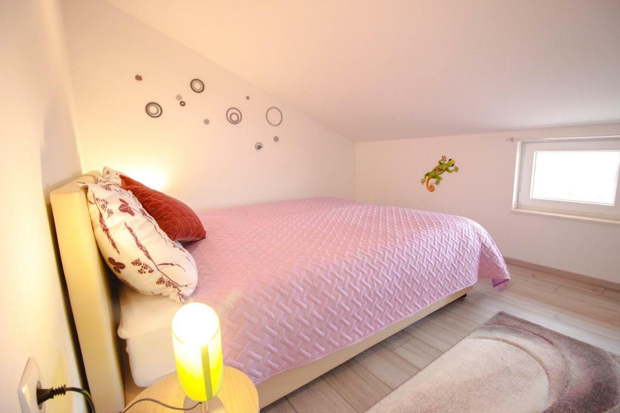 Studio Apartman Sky Rovinj Buitenkant foto