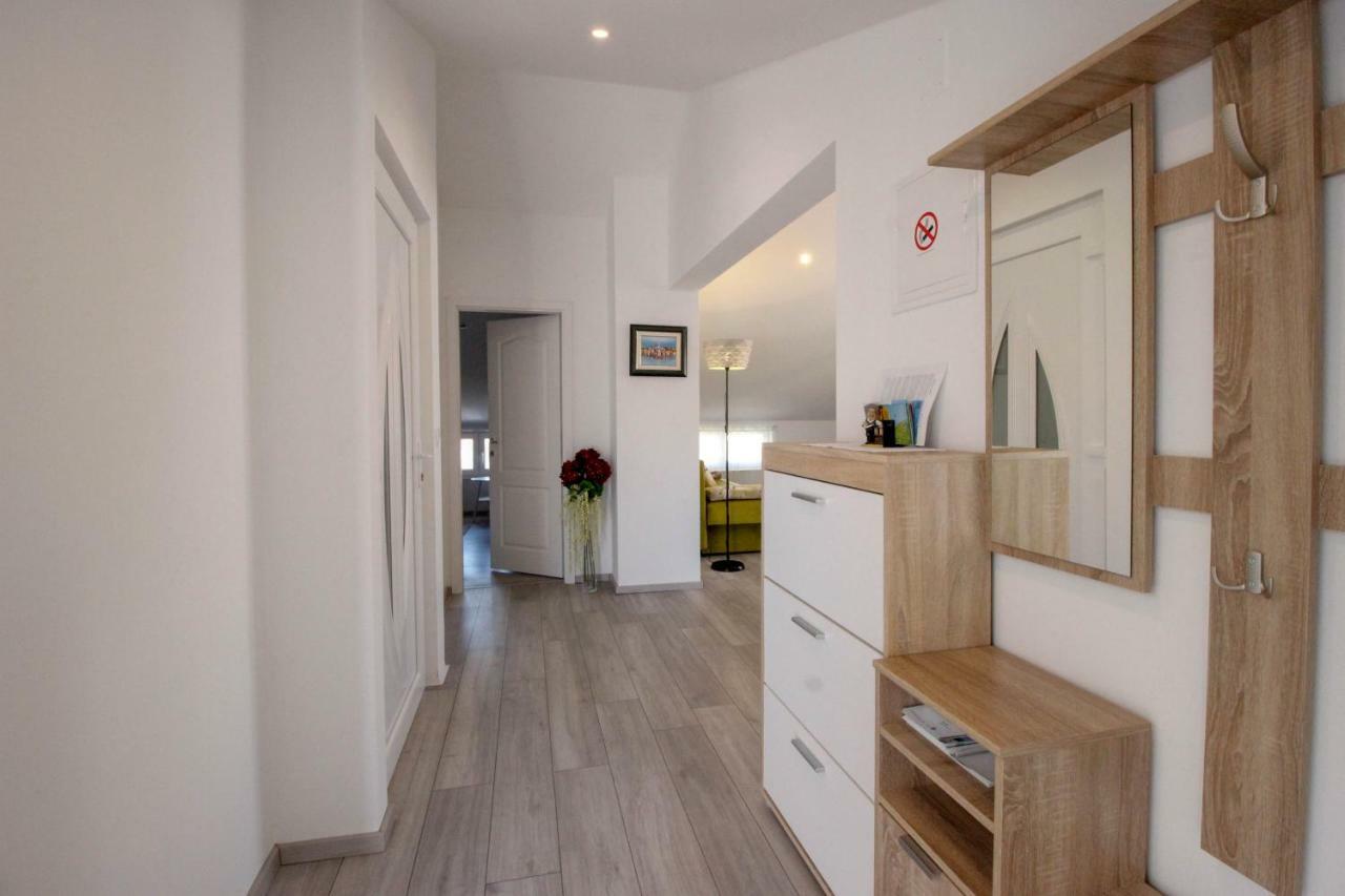Studio Apartman Sky Rovinj Buitenkant foto