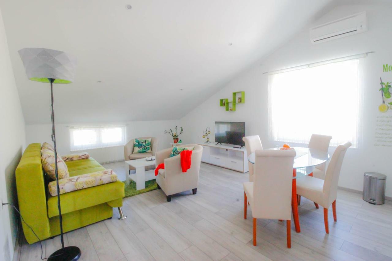 Studio Apartman Sky Rovinj Buitenkant foto