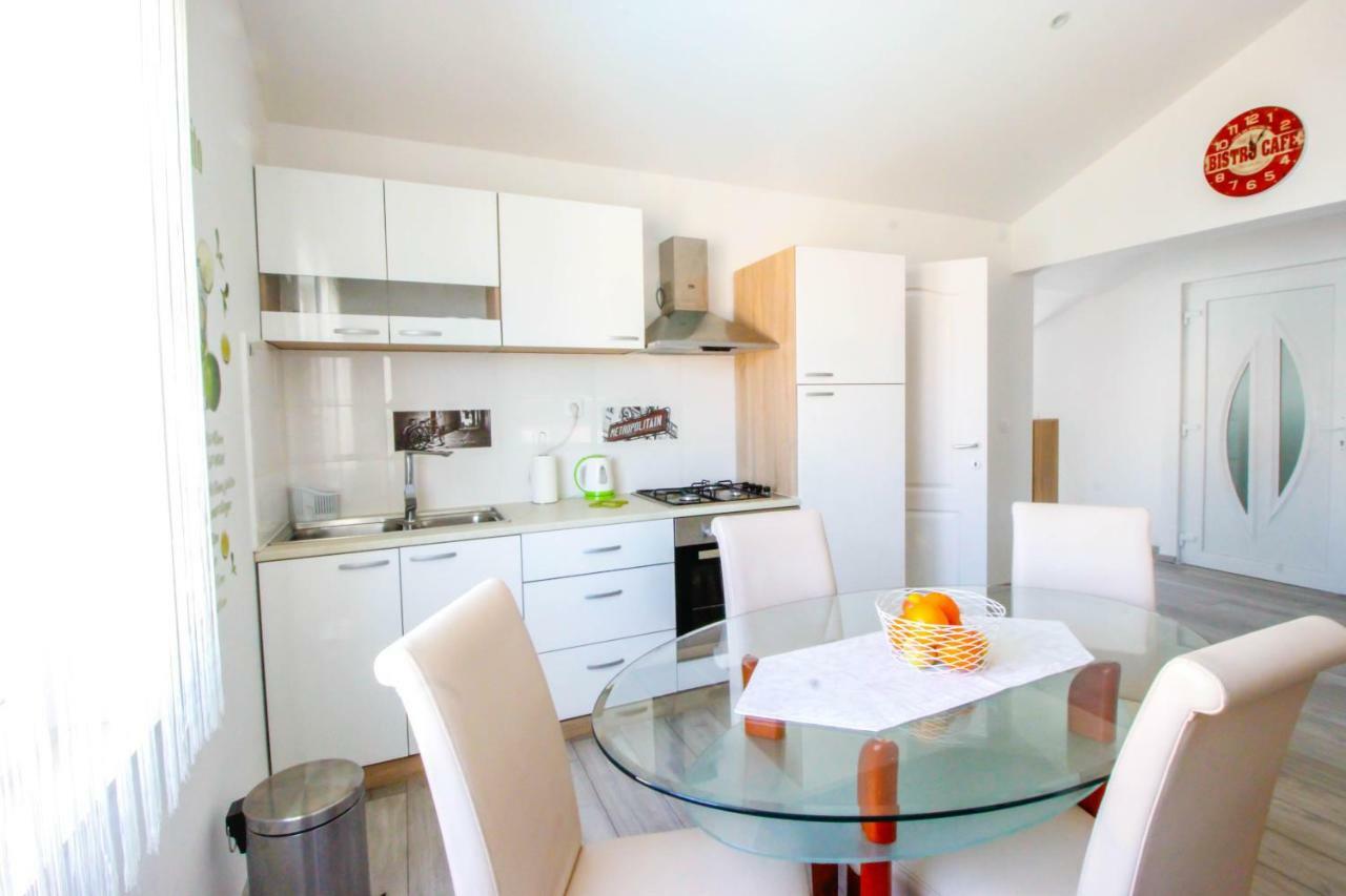 Studio Apartman Sky Rovinj Buitenkant foto