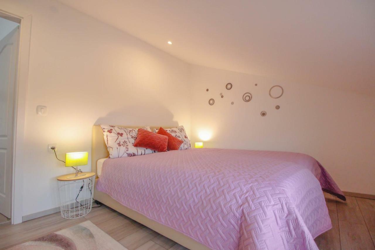 Studio Apartman Sky Rovinj Buitenkant foto